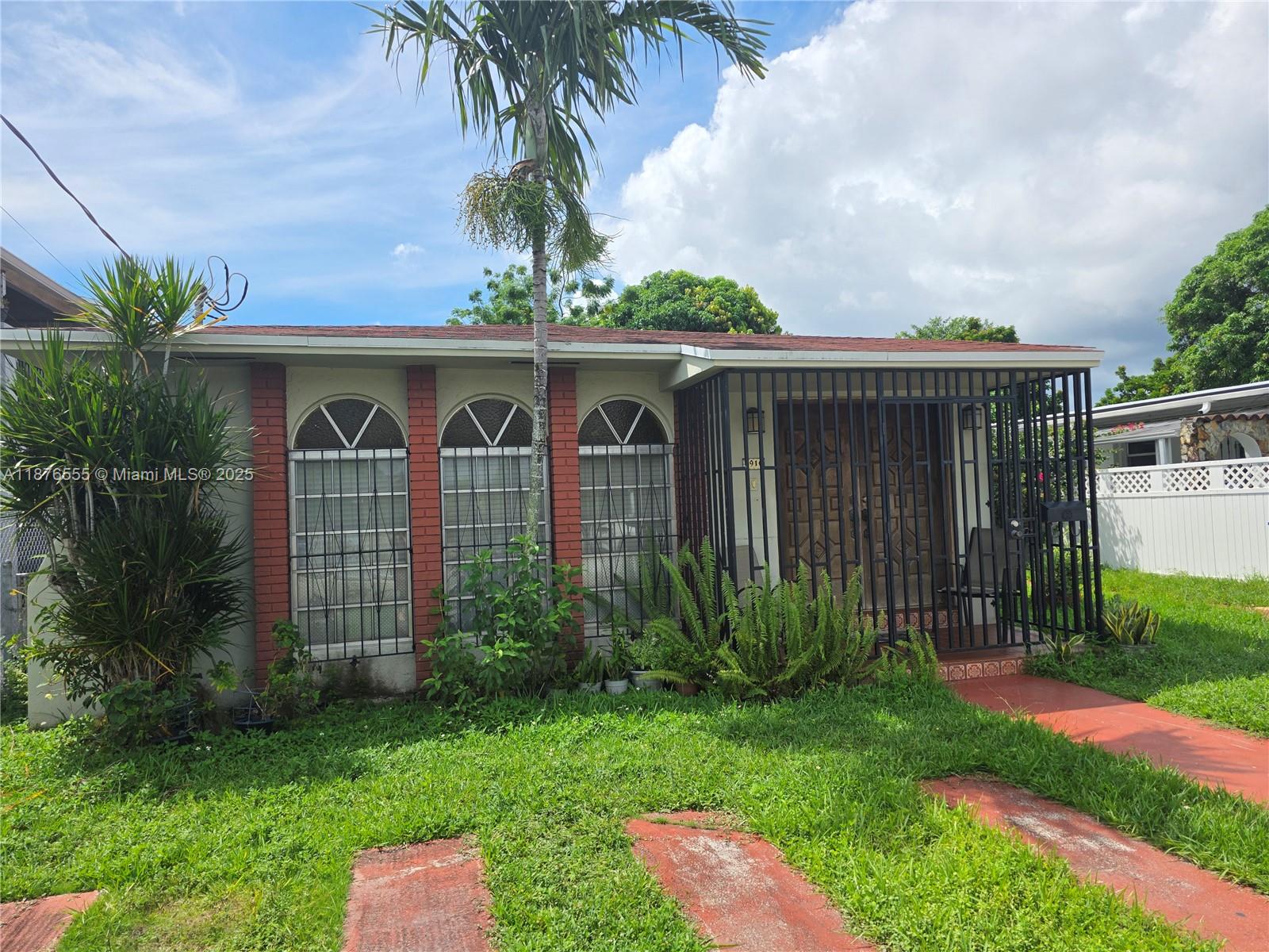 See details / 2388 sq. ft. $ 2025-09-11 0 Photo