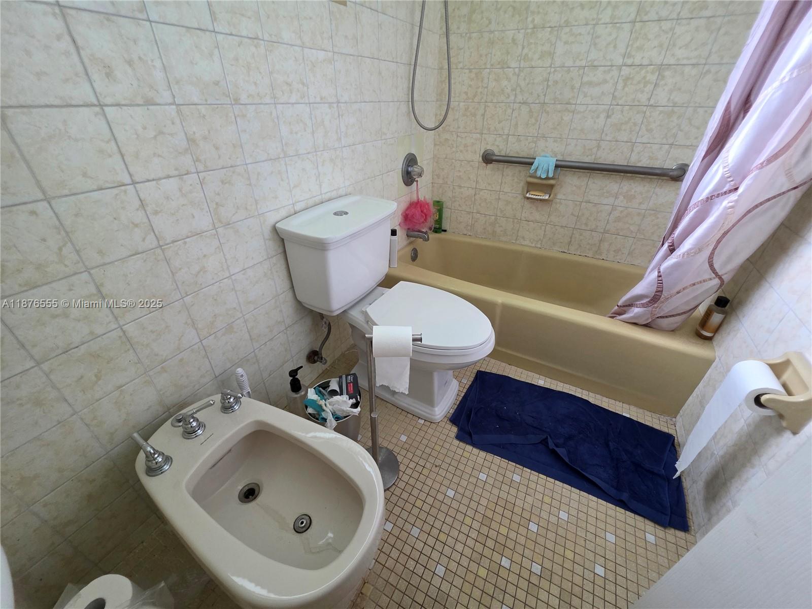 See details / 2388 sq. ft. $ 2025-09-11 0 Photo