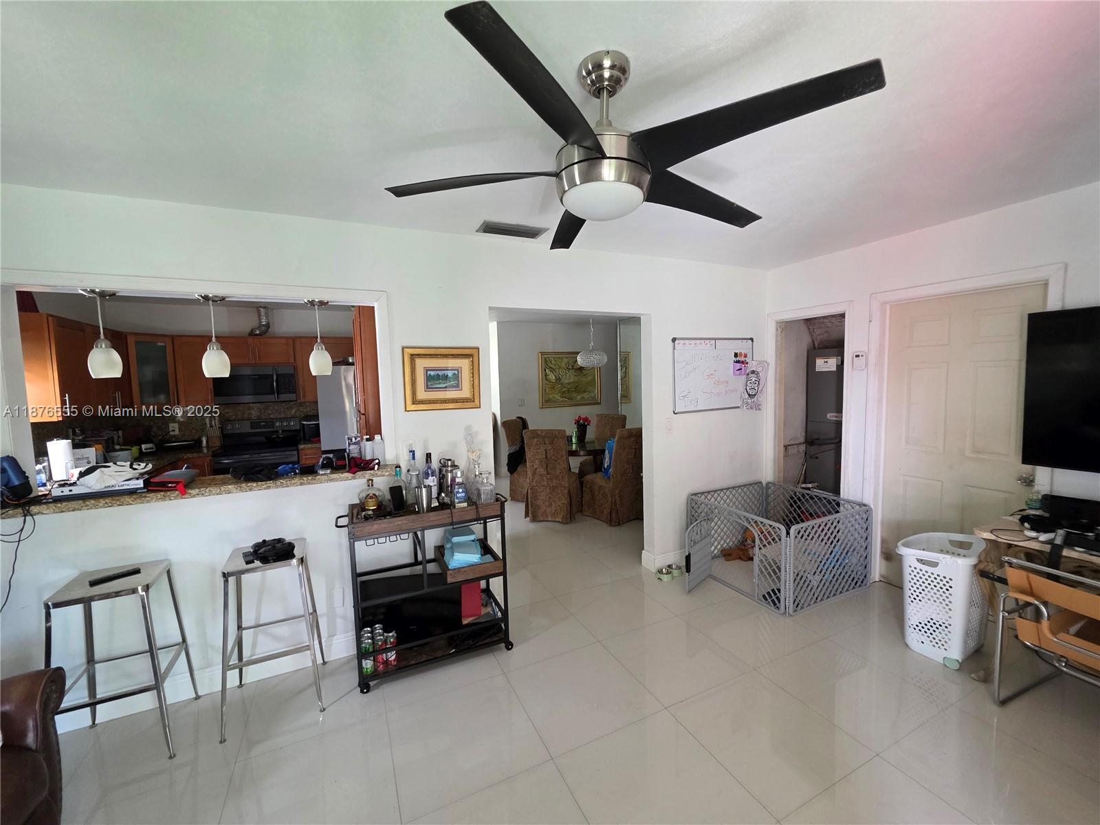 See details / 2388 sq. ft. $ 2025-09-11 0 Photo