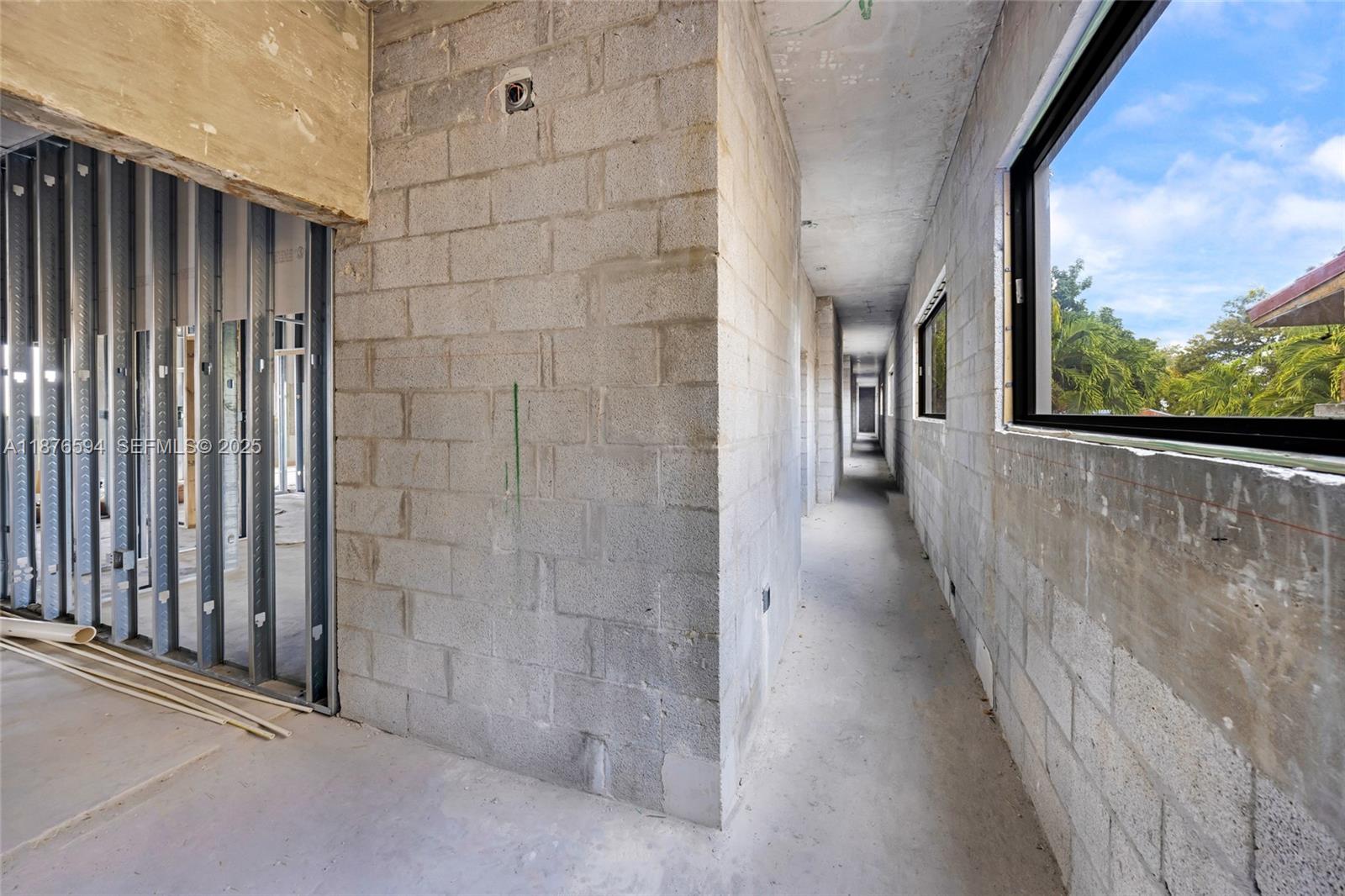   /   sq. ft. $ 2025-09-11 0 foto