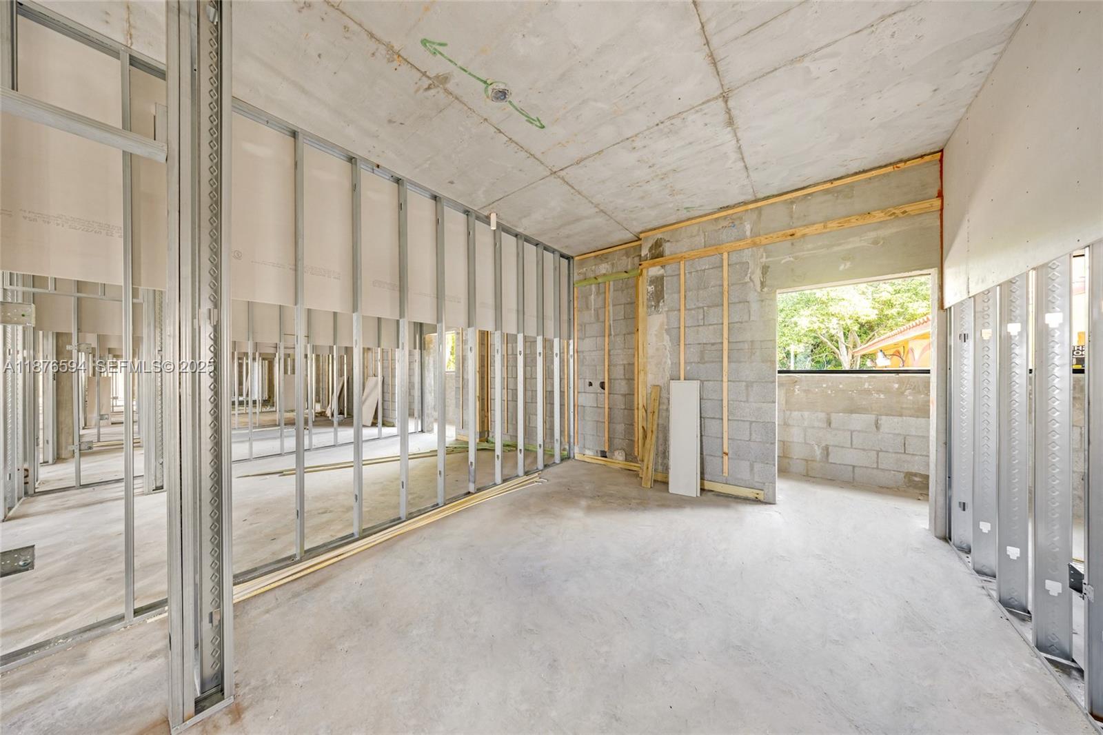   /   sq. ft. $ 2025-09-11 0 foto