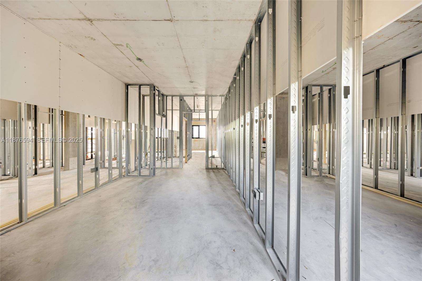   /   sq. ft. $ 2025-09-11 0 foto