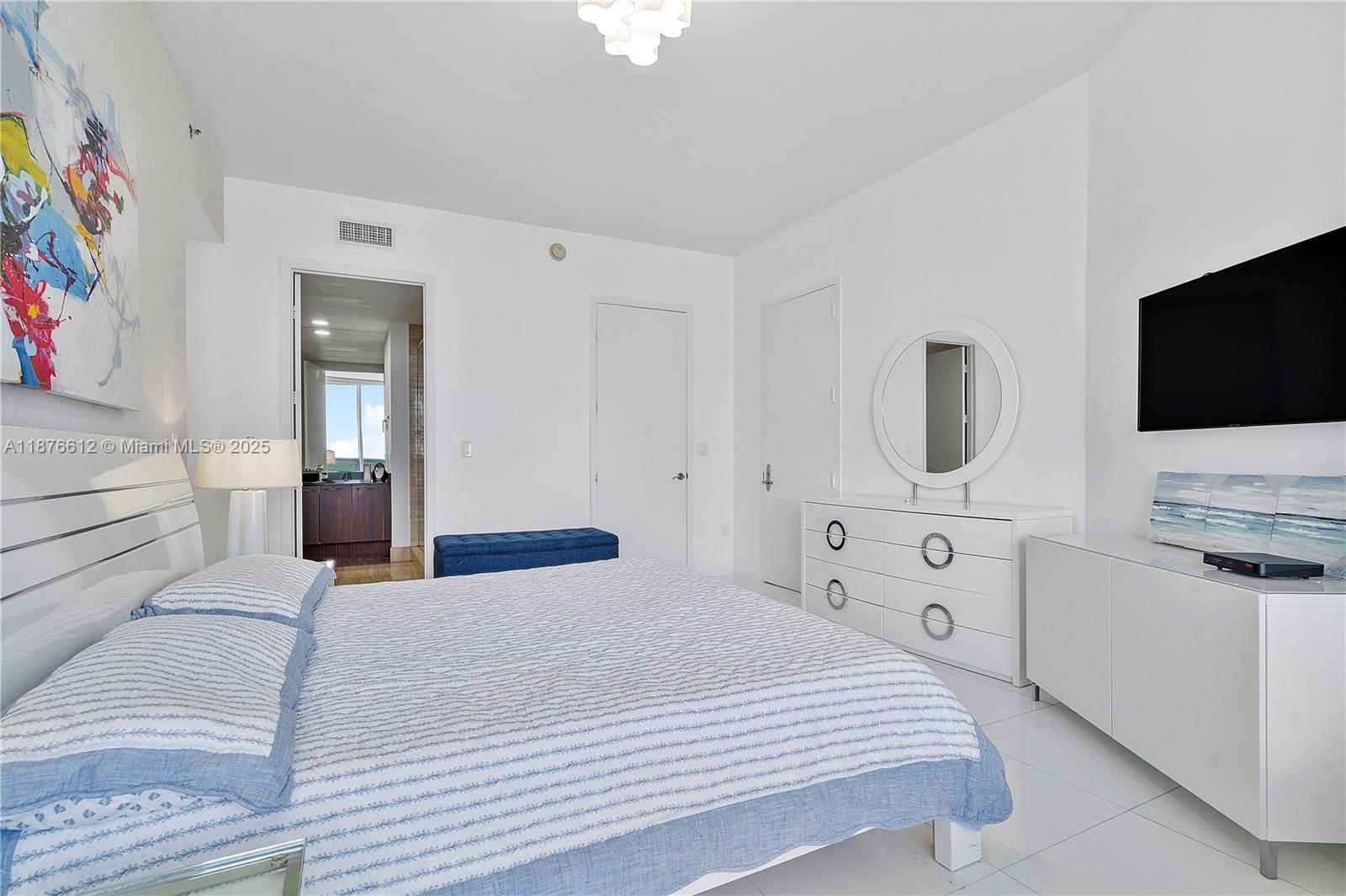 1205 2 / 2 1463 sq. ft. $ 2025-09-11 0 Photo