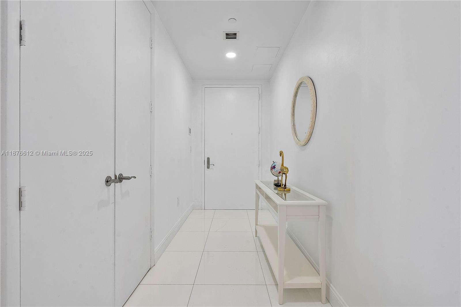 1205 2 / 2 1463 sq. ft. $ 2025-09-11 0 Photo