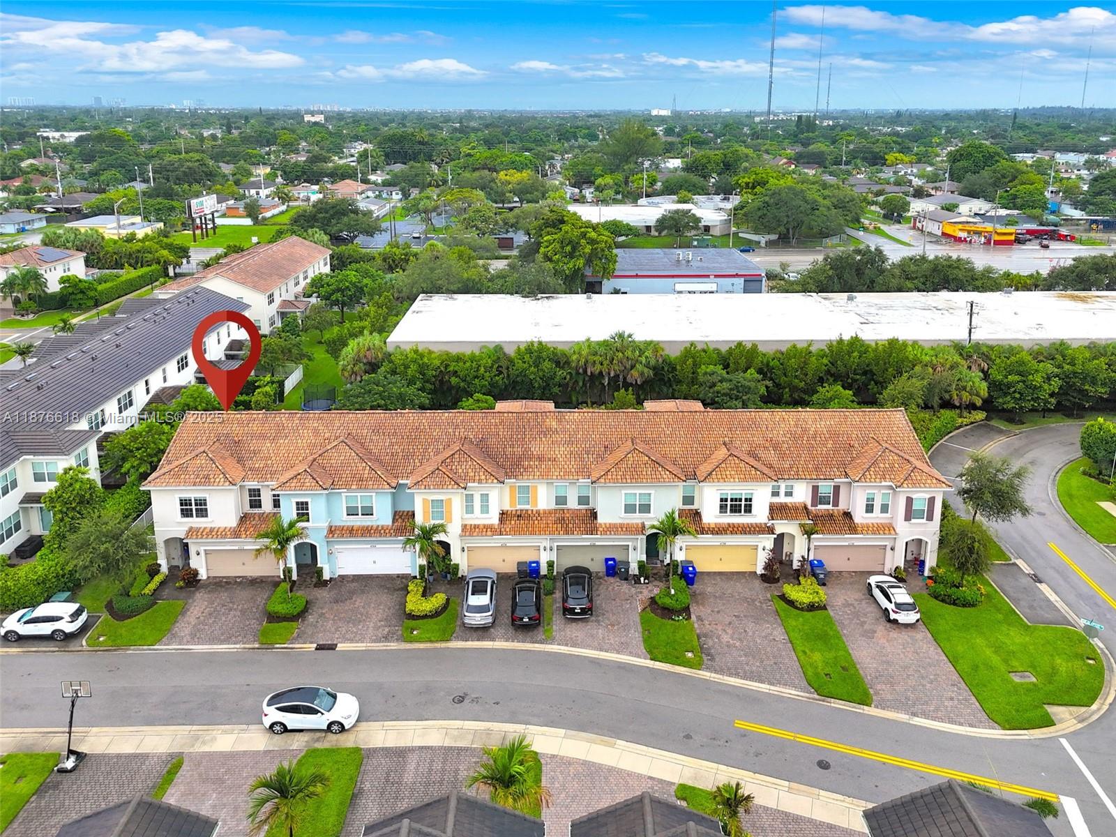 See details 4754 3 / 3 1769 sq. ft. $ 2025-09-11 0 Photo