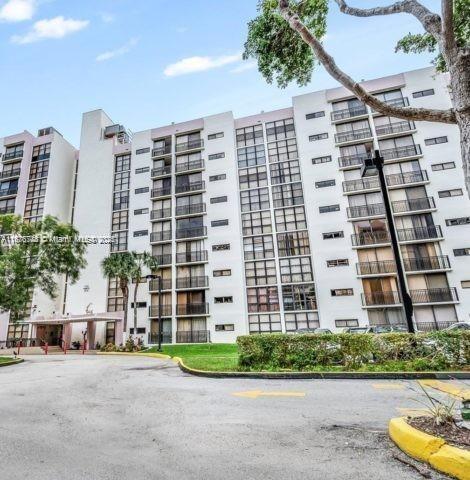 Photo of 17011 Bay Rd  #805, Sunny Isles Beach, Florida, 33160 - 