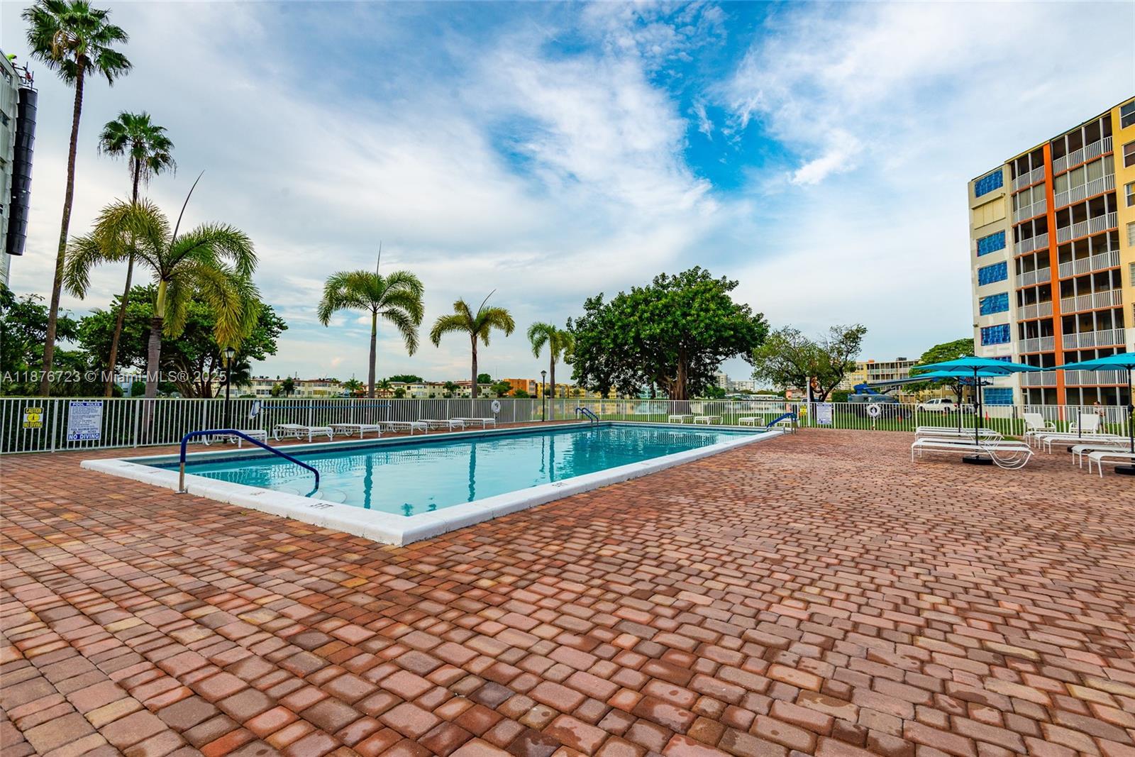 708-2 1 / 2 1036 sq. ft. $ 2025-09-11 0 Photo