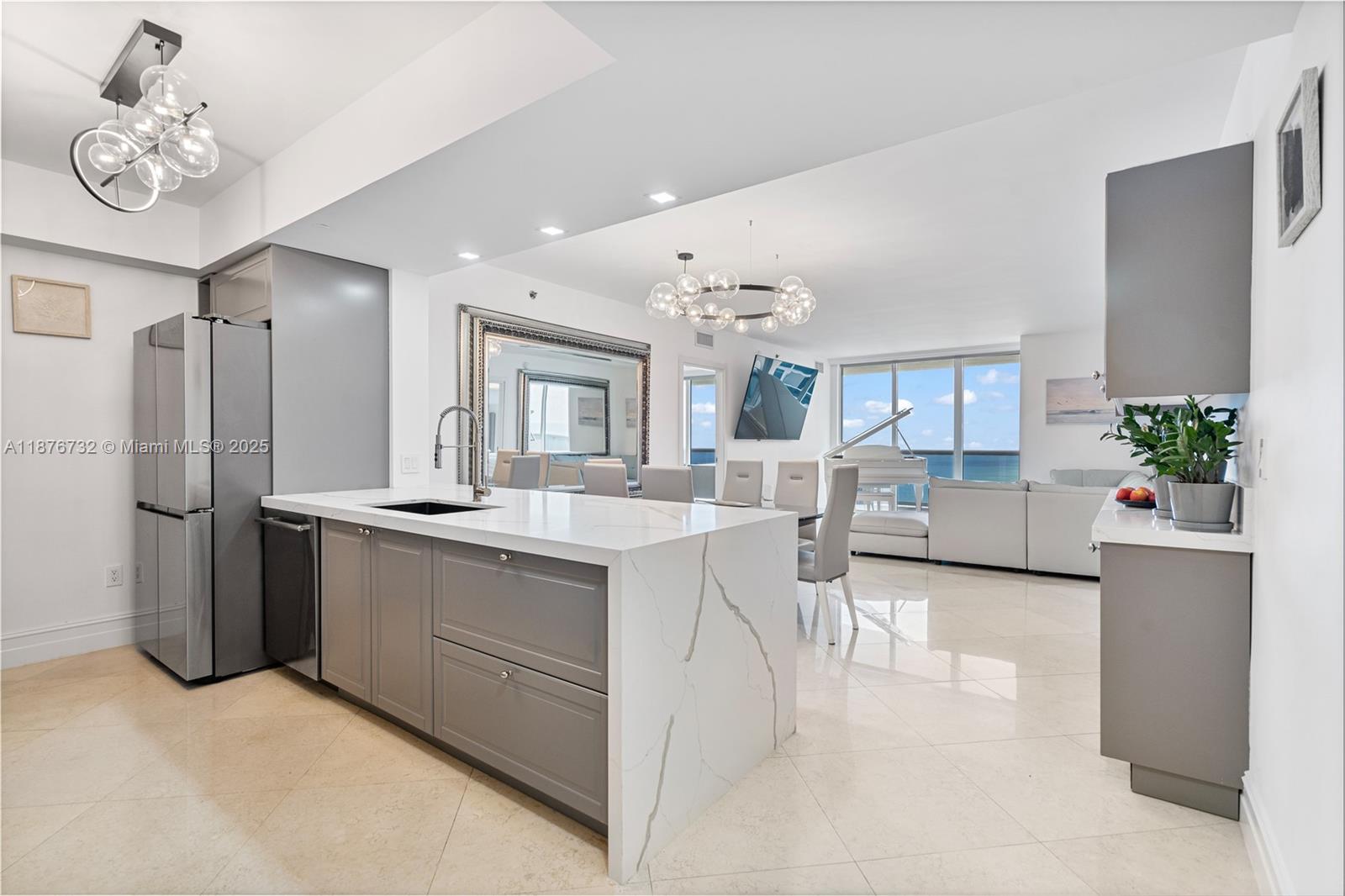 4304 3 / 3 1675 sq. ft. $ 2025-09-11 0 Photo