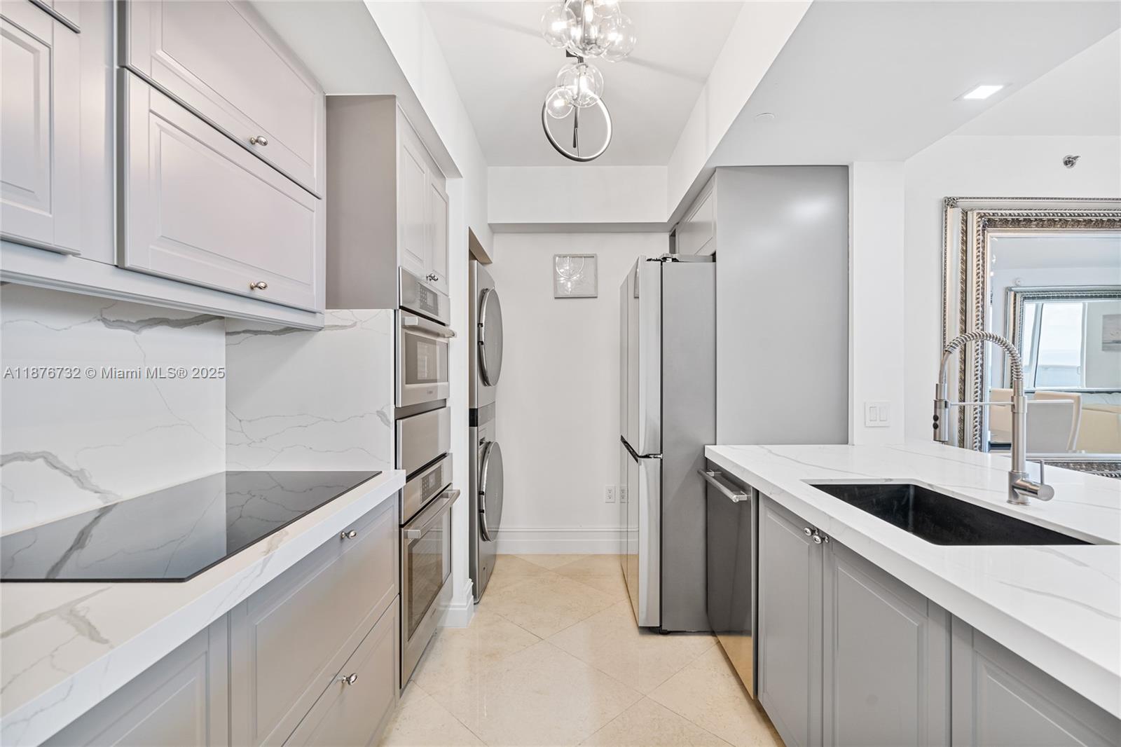 4304 3 / 3 1675 sq. ft. $ 2025-09-11 0 Photo
