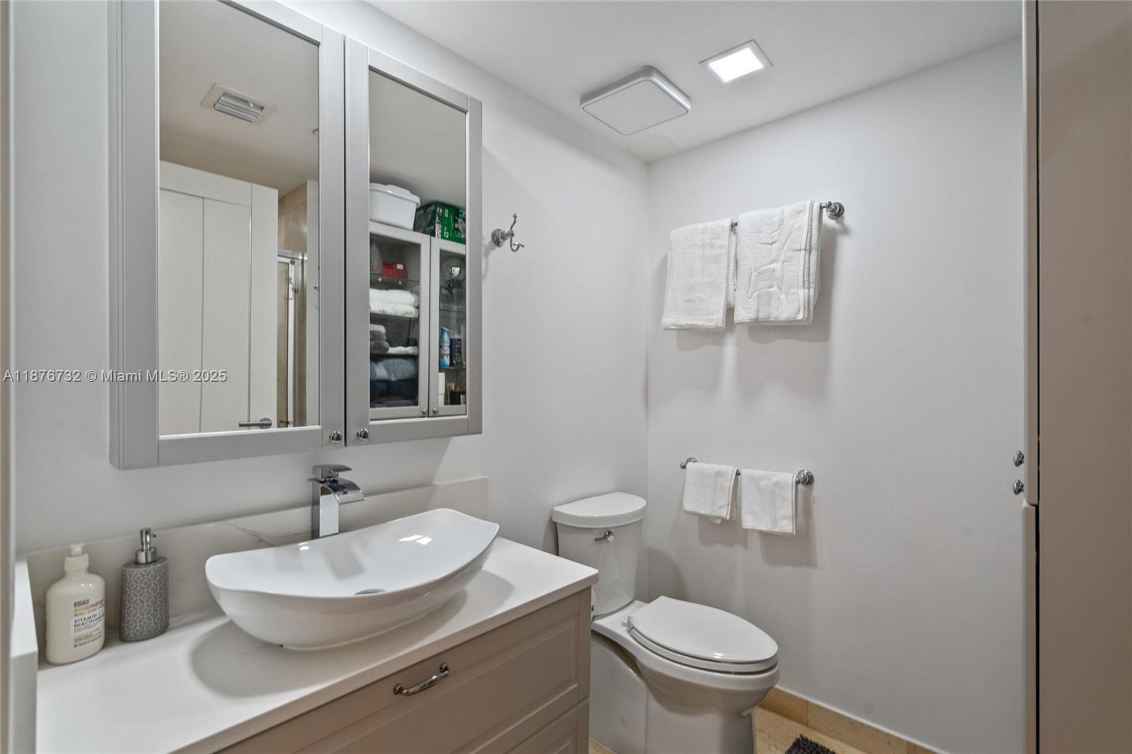 4304 3 / 3 1675 sq. ft. $ 2025-09-11 0 Photo