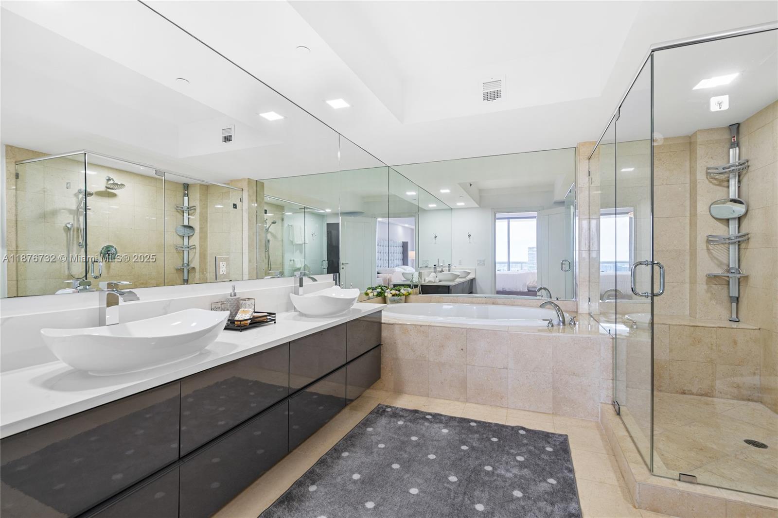 4304 3 / 3 1675 sq. ft. $ 2025-09-11 0 Photo