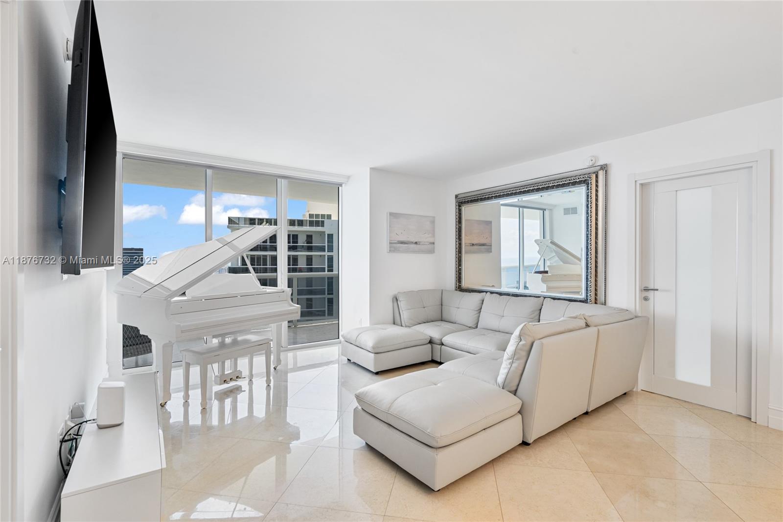 4304 3 / 3 1675 sq. ft. $ 2025-09-11 0 Photo
