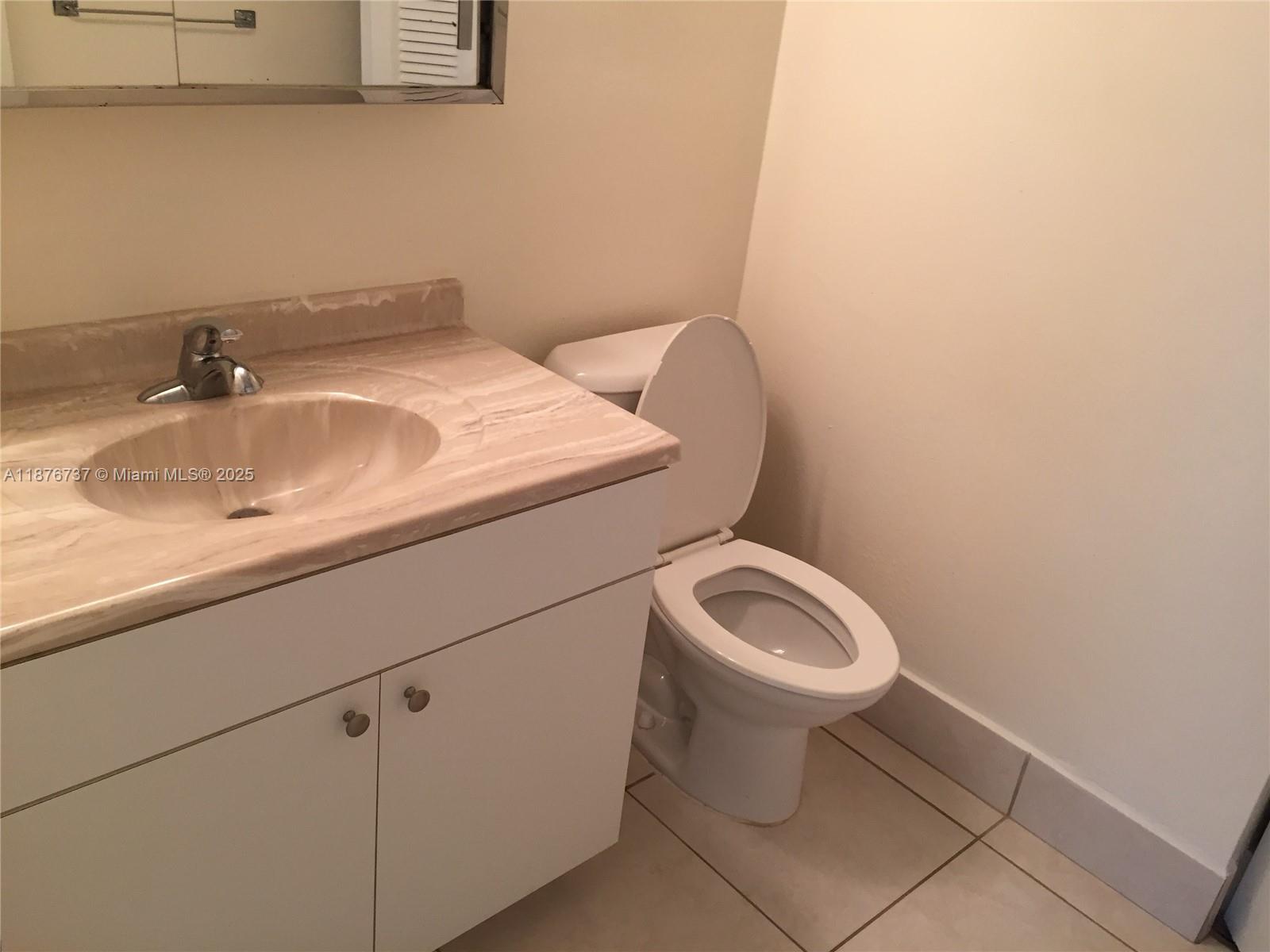 10808 2 / 2 1205 sq. ft. $ 2025-09-11 0 Photo