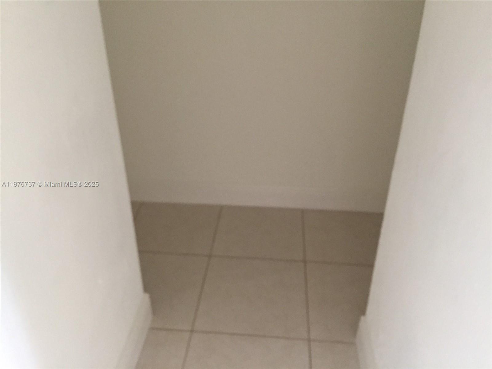 10808 2 / 2 1205 sq. ft. $ 2025-09-11 0 Photo
