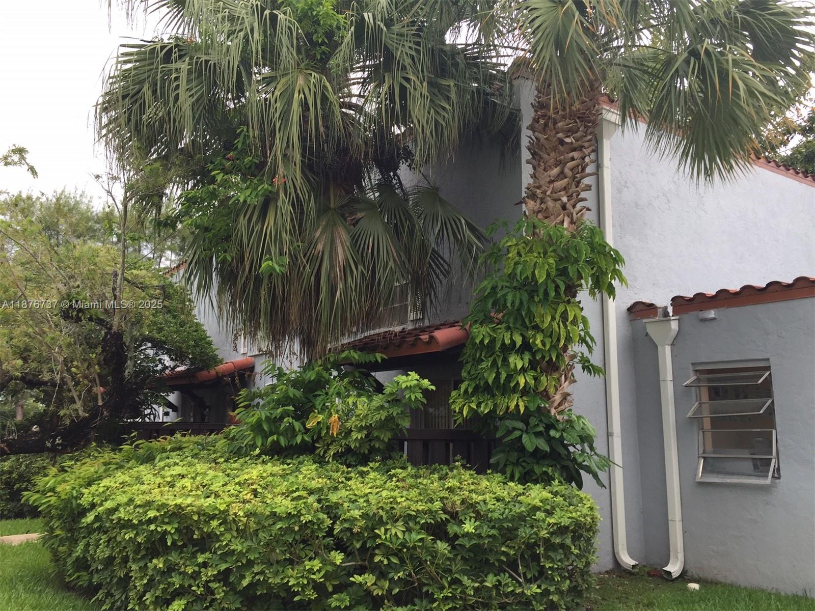 10808 2 / 2 1205 sq. ft. $ 2025-09-11 0 Photo