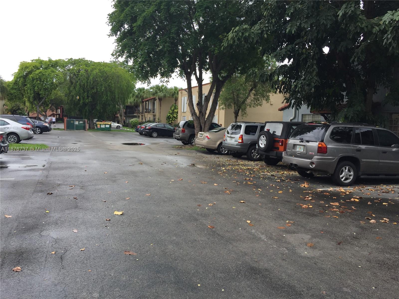 10808 2 / 2 1205 sq. ft. $ 2025-09-11 0 Photo