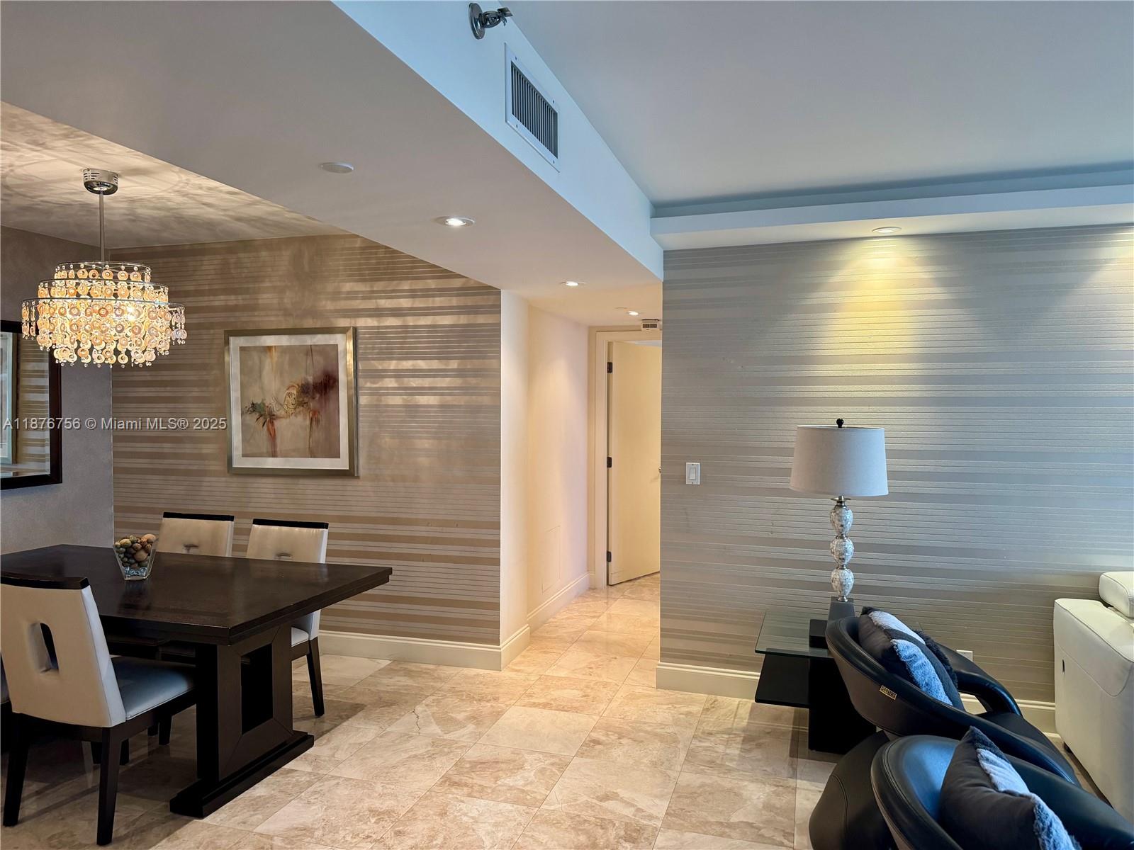 2512 2 / 2 1350 sq. ft. $ 2025-09-11 0 Photo