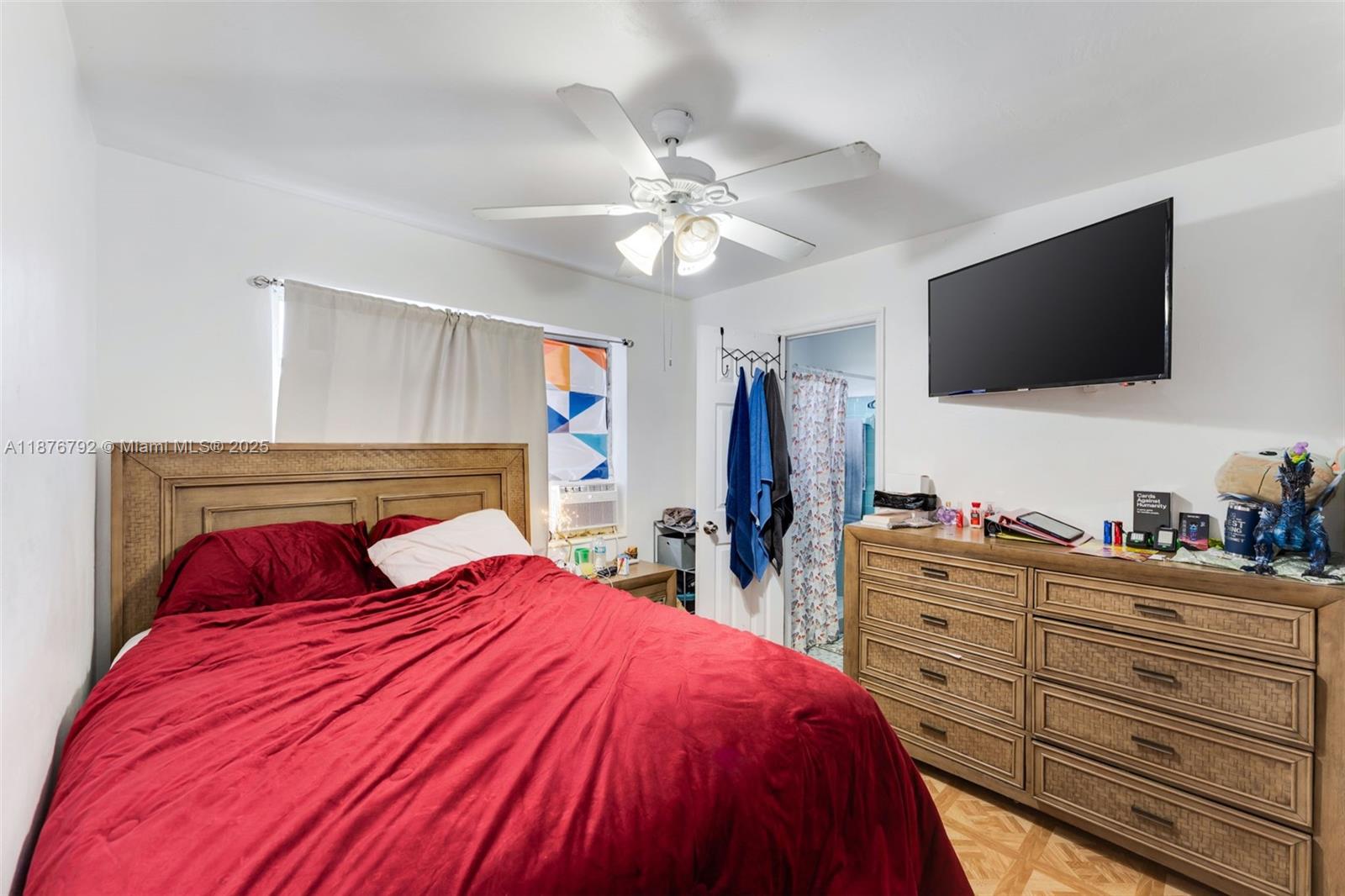   /   sq. ft. $ 2025-09-11 0 Photo