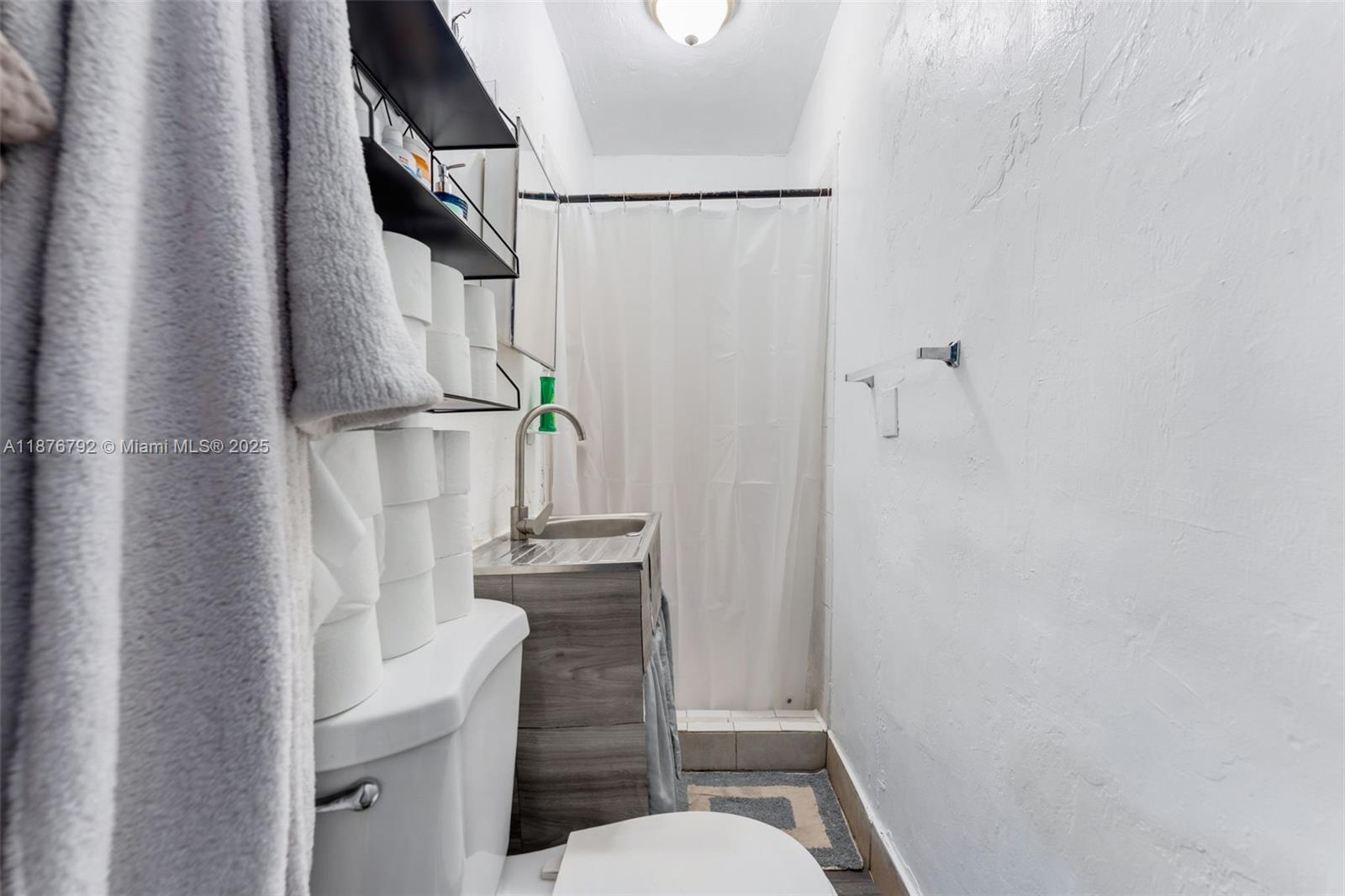   /   sq. ft. $ 2025-09-11 0 Photo