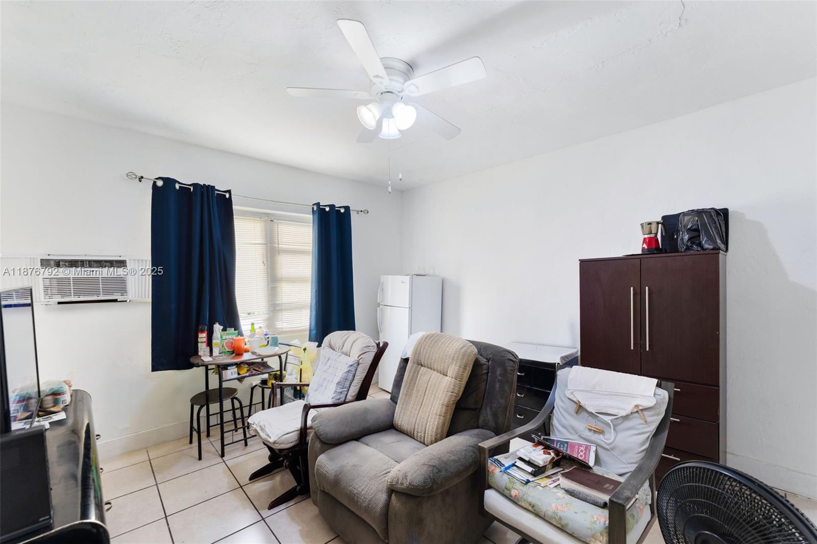   /   sq. ft. $ 2025-09-11 0 Photo