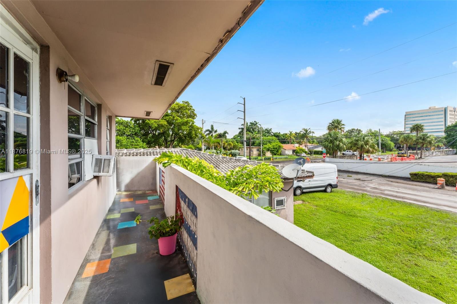 See details / 3645 sq. ft. $ 2025-09-11 0 Photo