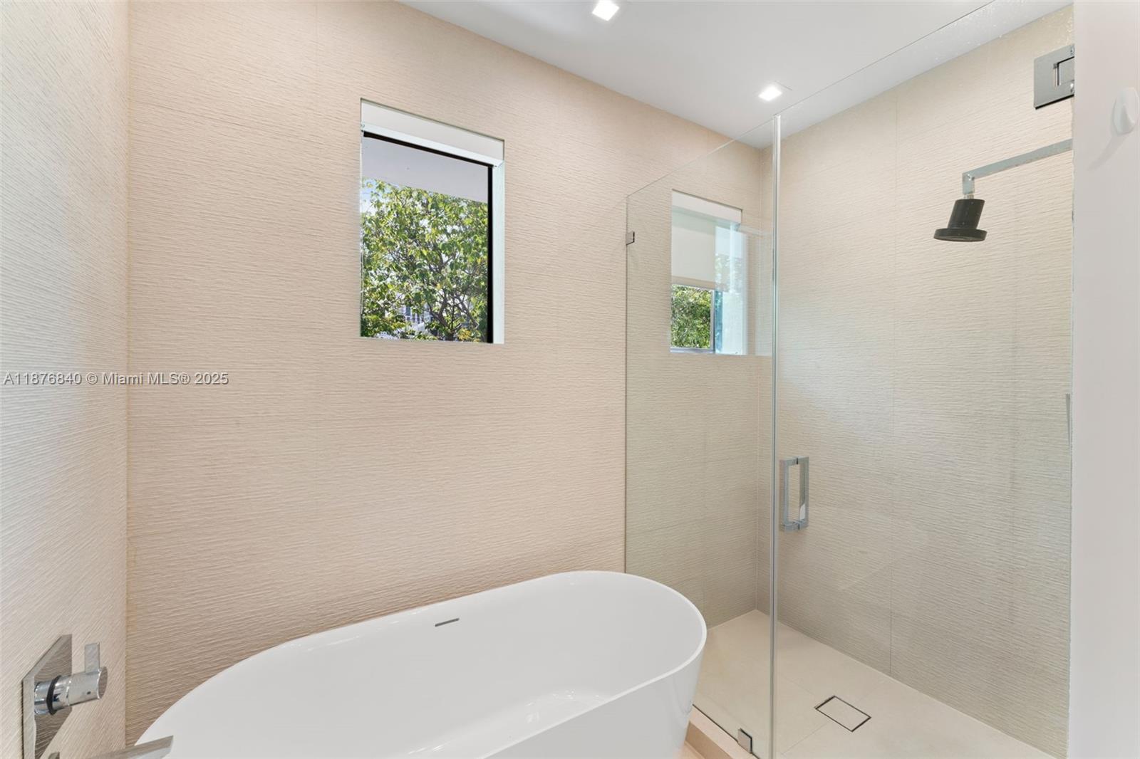   /  4660 sq. ft. $ 2025-09-11 0 Photo
