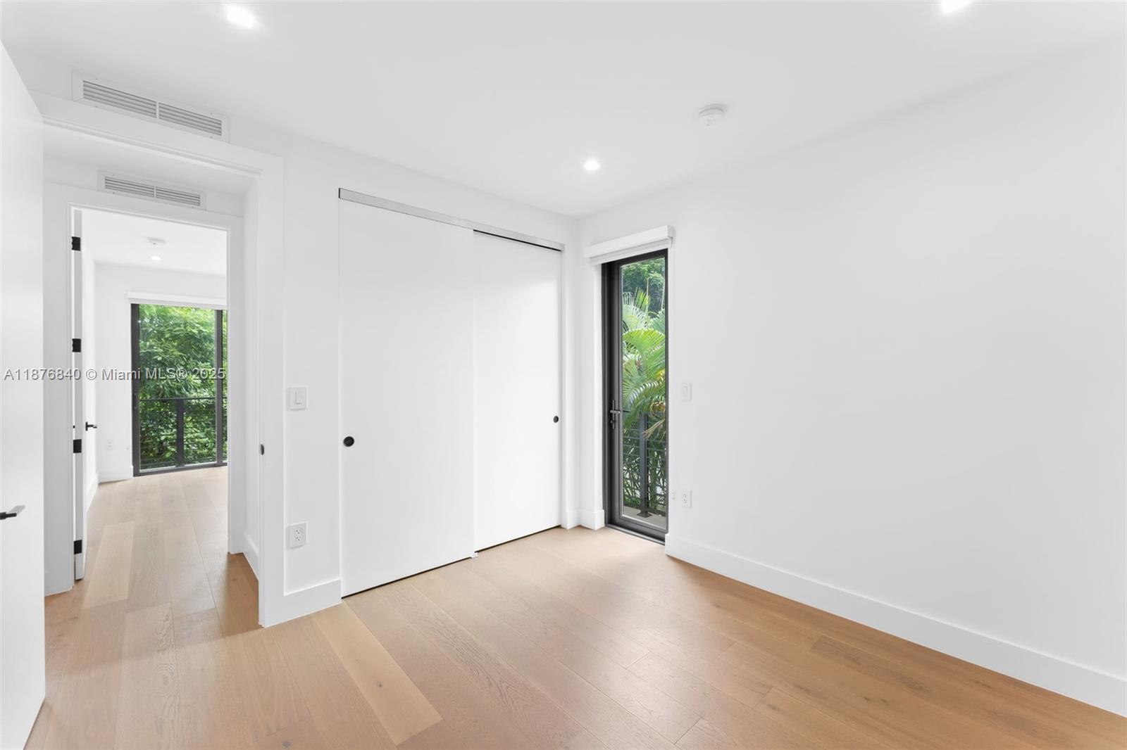   /  4660 sq. ft. $ 2025-09-11 0 Photo