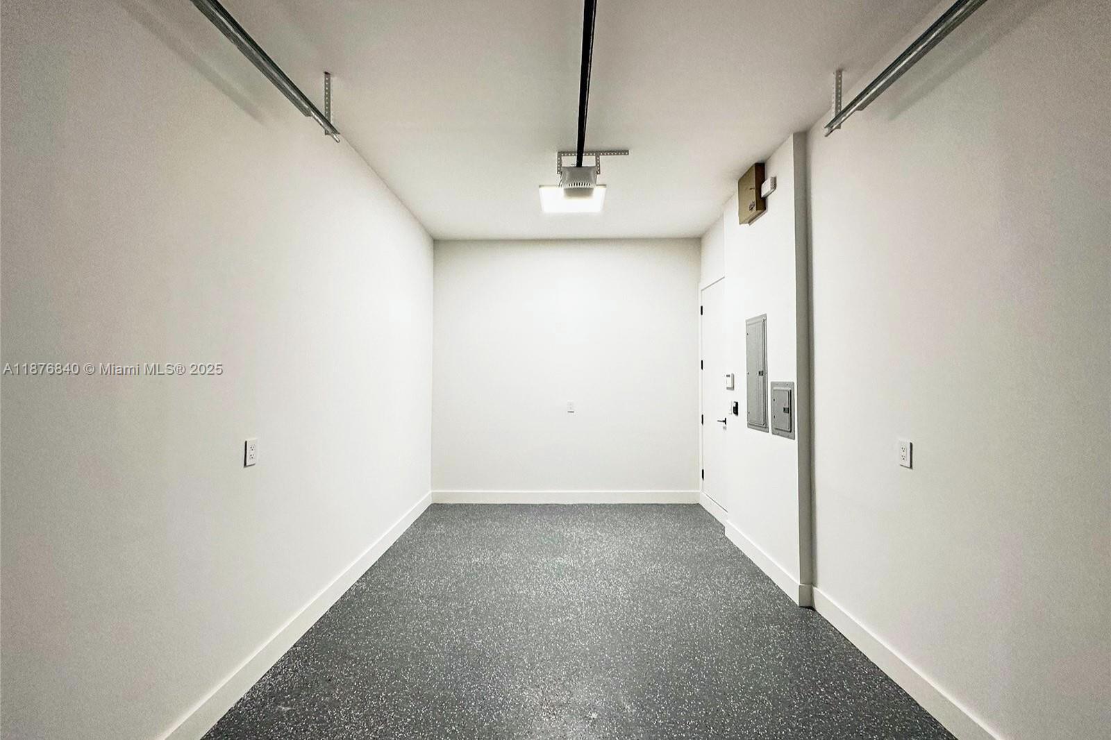   /  4660 sq. ft. $ 2025-09-11 0 Photo