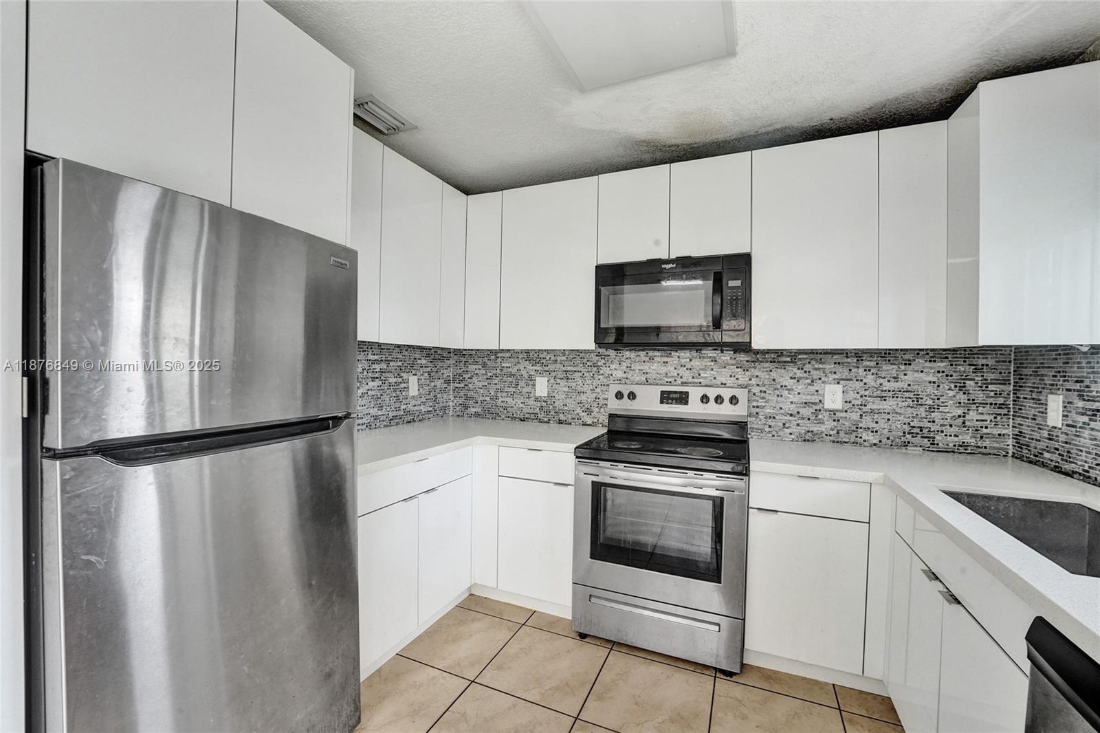   /  2150 sq. ft. $ 2025-09-11 0 Photo