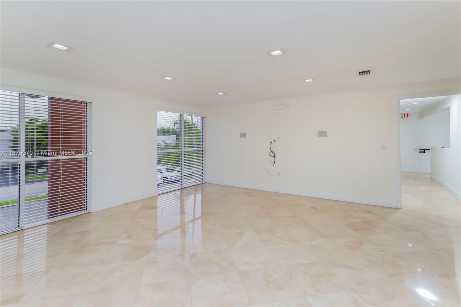 Ver detalles / sq. ft. $ 2025-09-11 0 foto