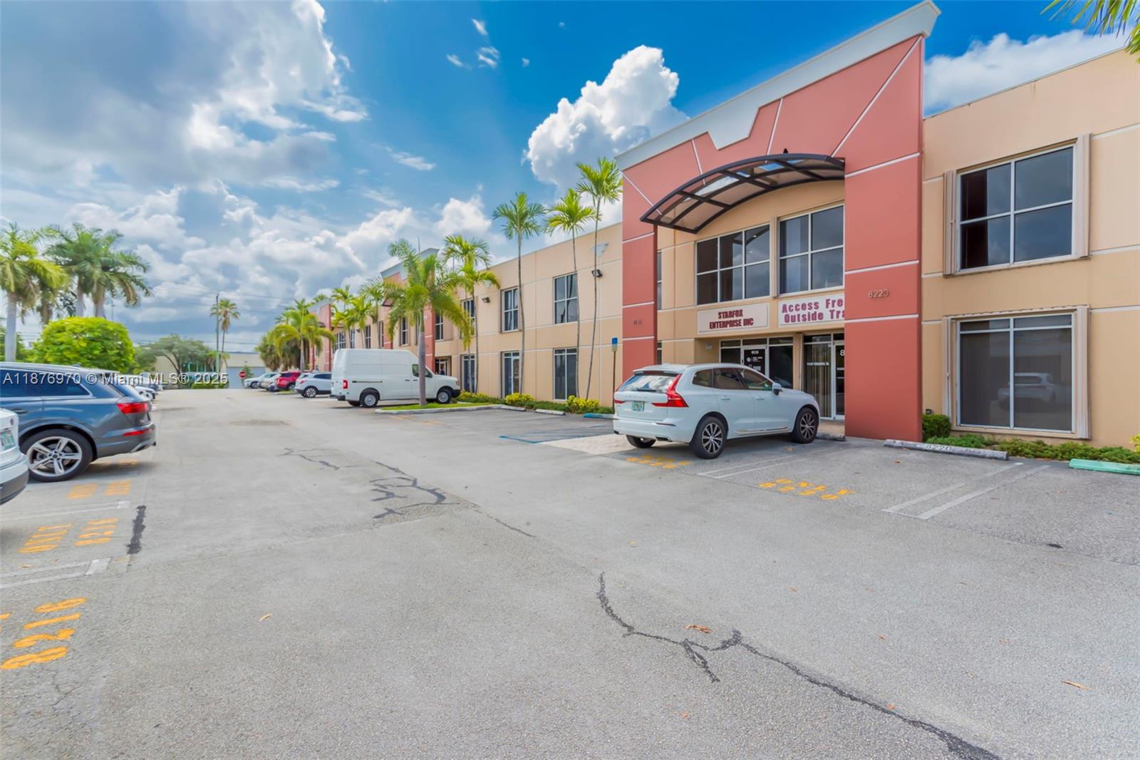 Ver detalles / sq. ft. $ 2025-09-11 0 foto