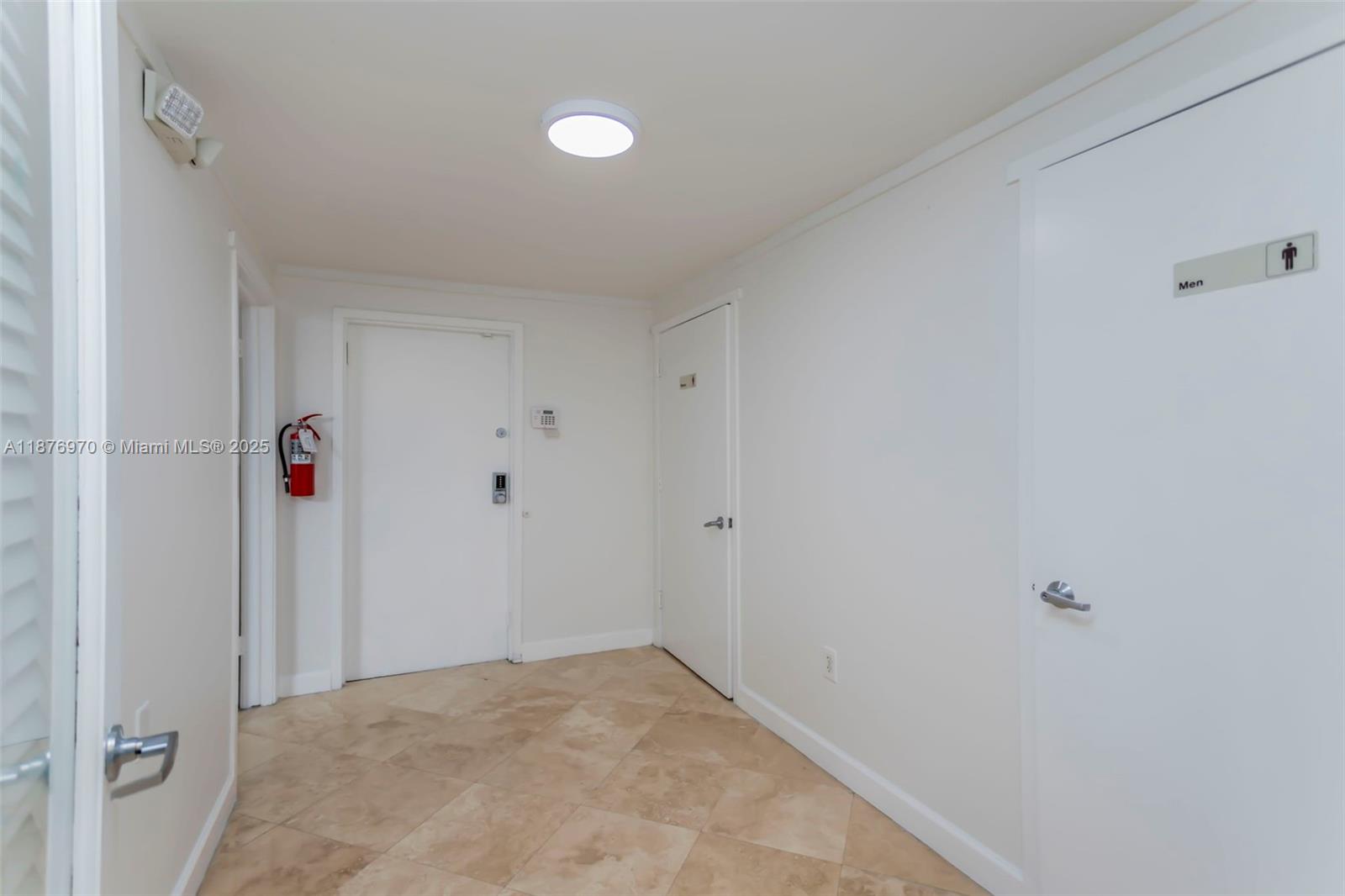 Ver detalles / sq. ft. $ 2025-09-11 0 foto