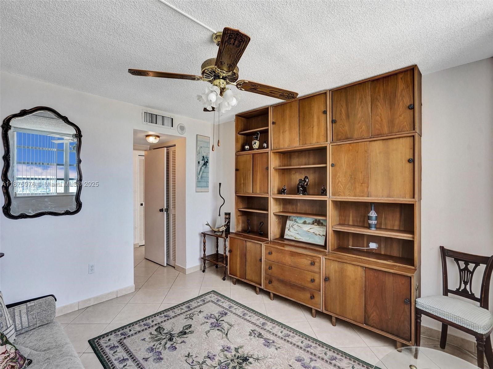 Photo of 1833 Ocean Dr  #1511, Hallandale Beach, Florida, 33009 - 