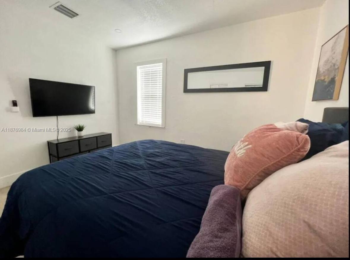   /  1679 sq. ft. $ 2025-09-11 0 Photo