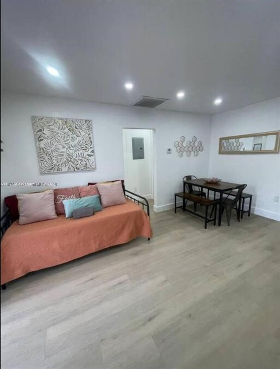   /  1679 sq. ft. $ 2025-09-11 0 Photo