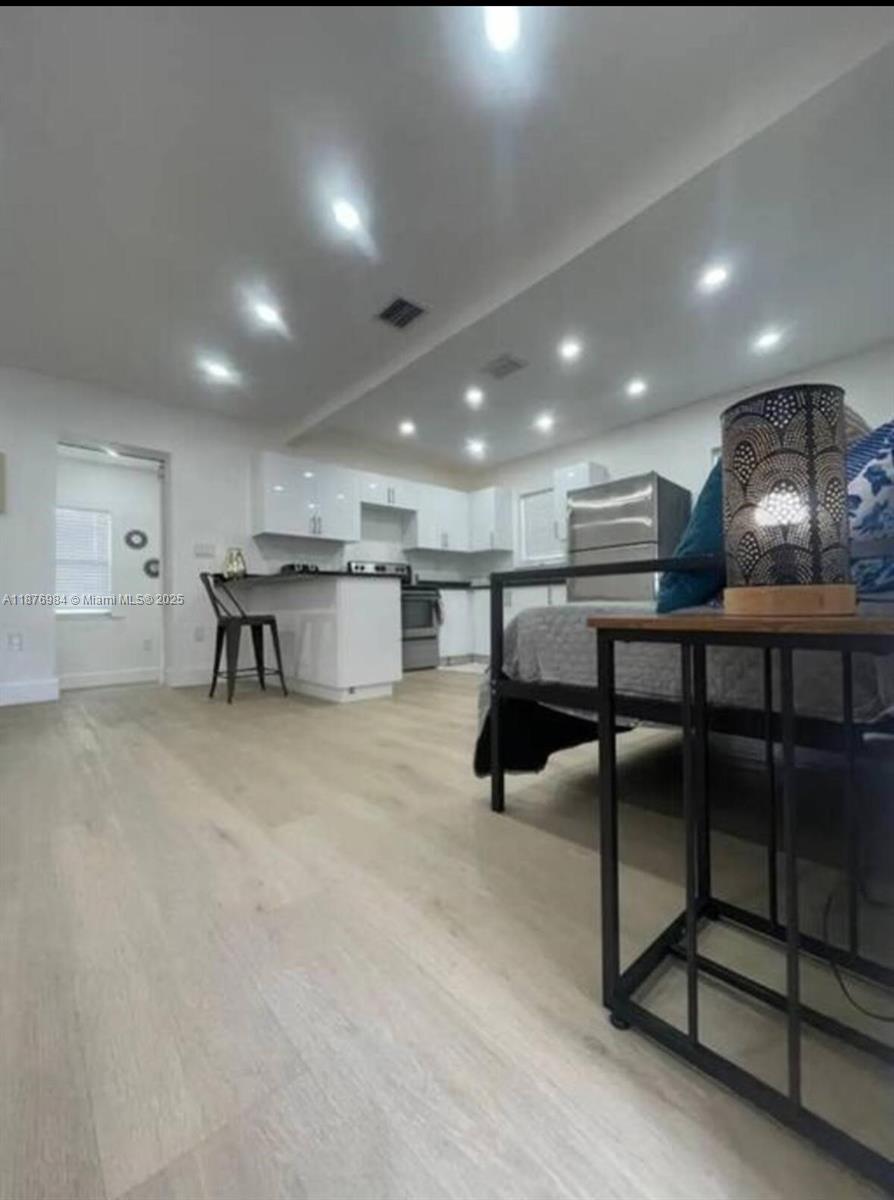   /  1679 sq. ft. $ 2025-09-11 0 Photo