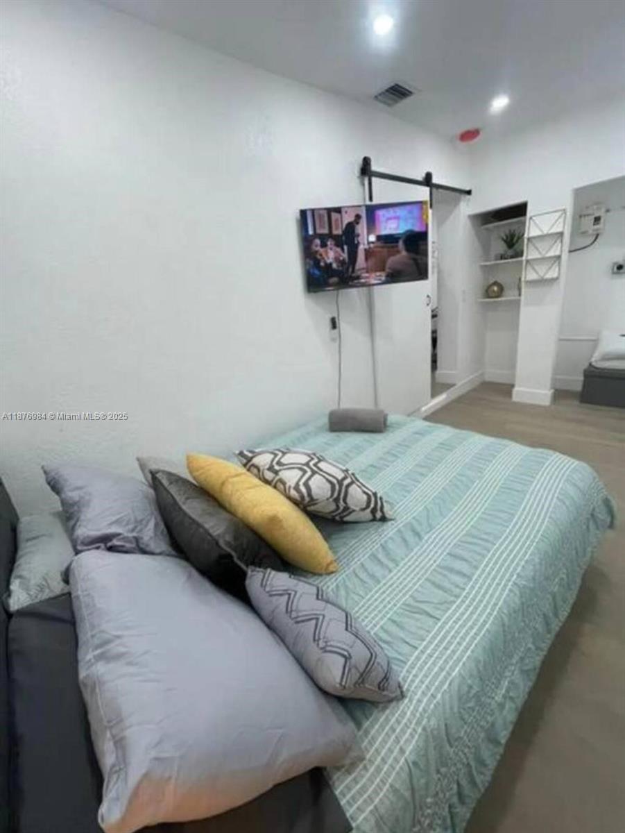   /  1679 sq. ft. $ 2025-09-11 0 Photo