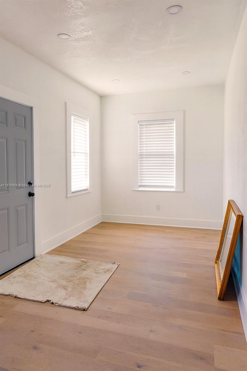   /  1679 sq. ft. $ 2025-09-11 0 Photo