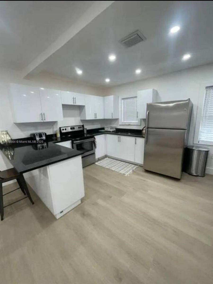   /  1679 sq. ft. $ 2025-09-11 0 Photo
