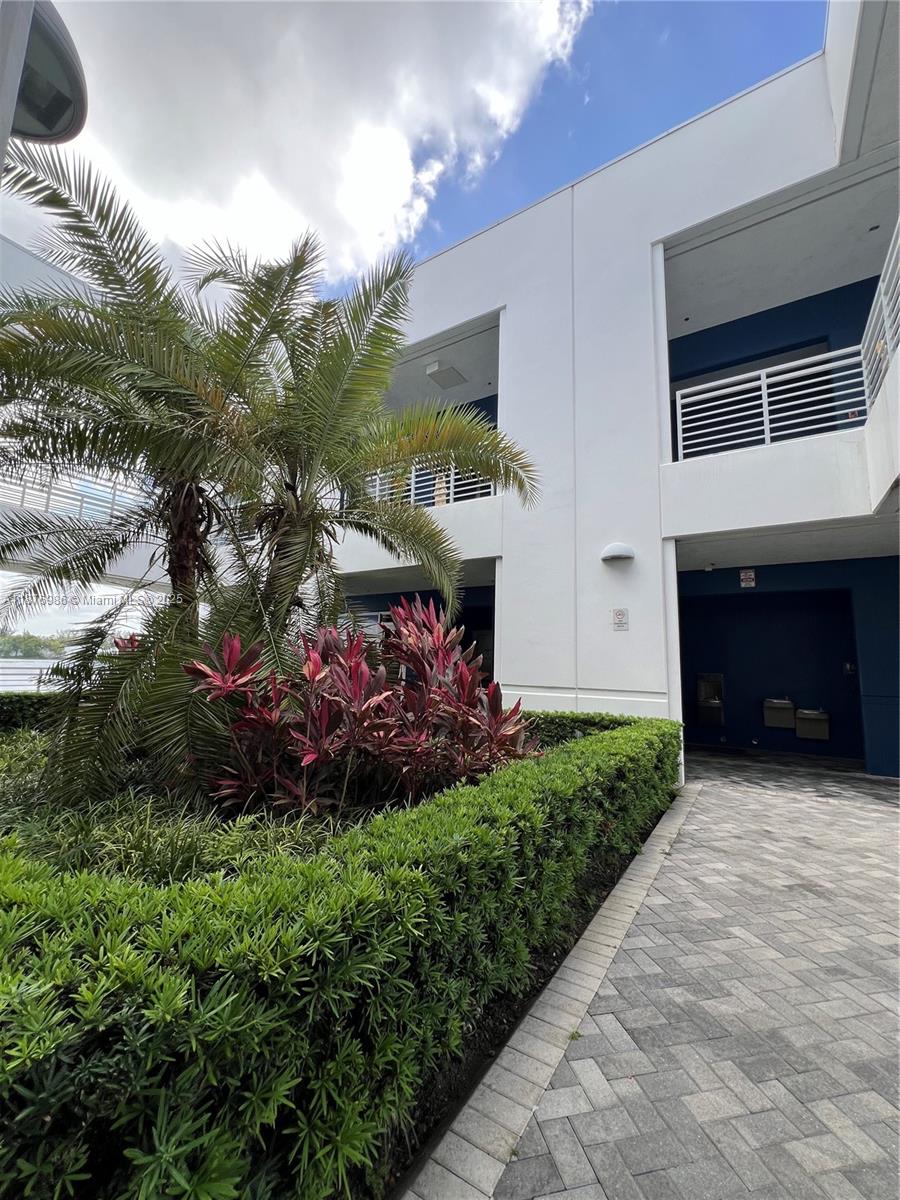 See details 111-A / sq. ft. $ 2025-09-11 0 Photo