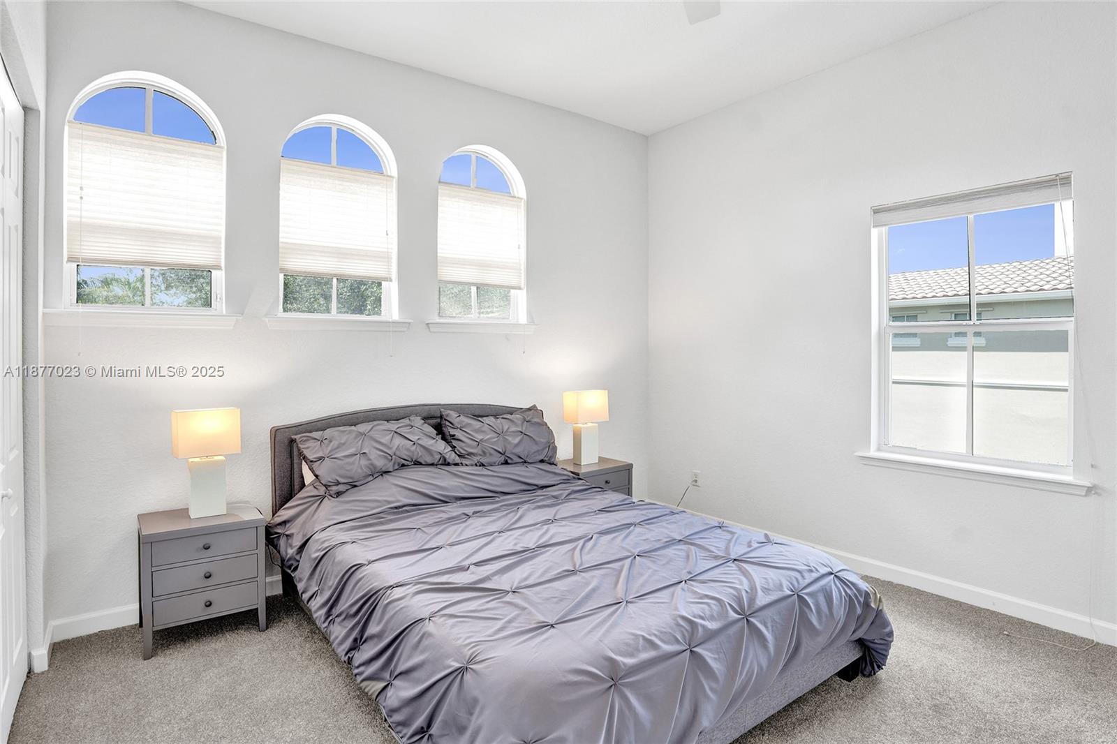 Photo of 842 Spinnaker Dr E  (842), Hollywood, Florida, 33019 - 