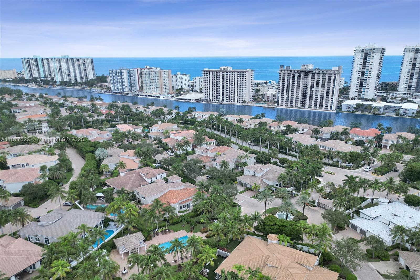 Photo of 842 Spinnaker Dr E  (842), Hollywood, Florida, 33019 - 