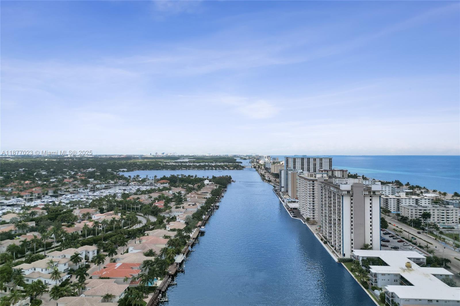 Photo of 842 Spinnaker Dr E  (842), Hollywood, Florida, 33019 - 