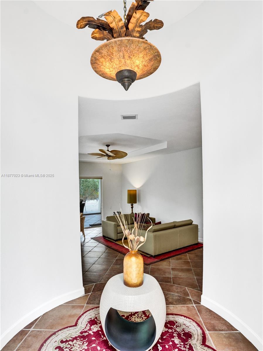 Photo of 842 Spinnaker Dr E  (842), Hollywood, Florida, 33019 - 