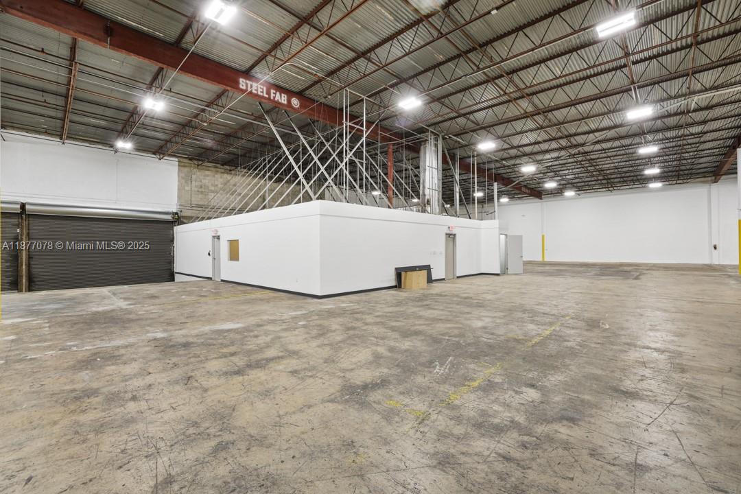 1308  /   sq. ft. $ 2025-09-11 0 Photo