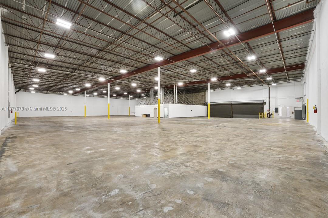 1308  /   sq. ft. $ 2025-09-11 0 Photo
