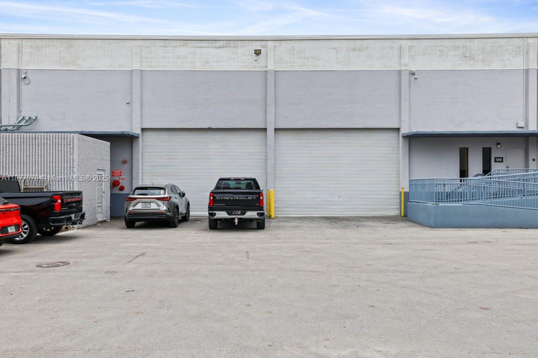 1308  /   sq. ft. $ 2025-09-11 0 Photo
