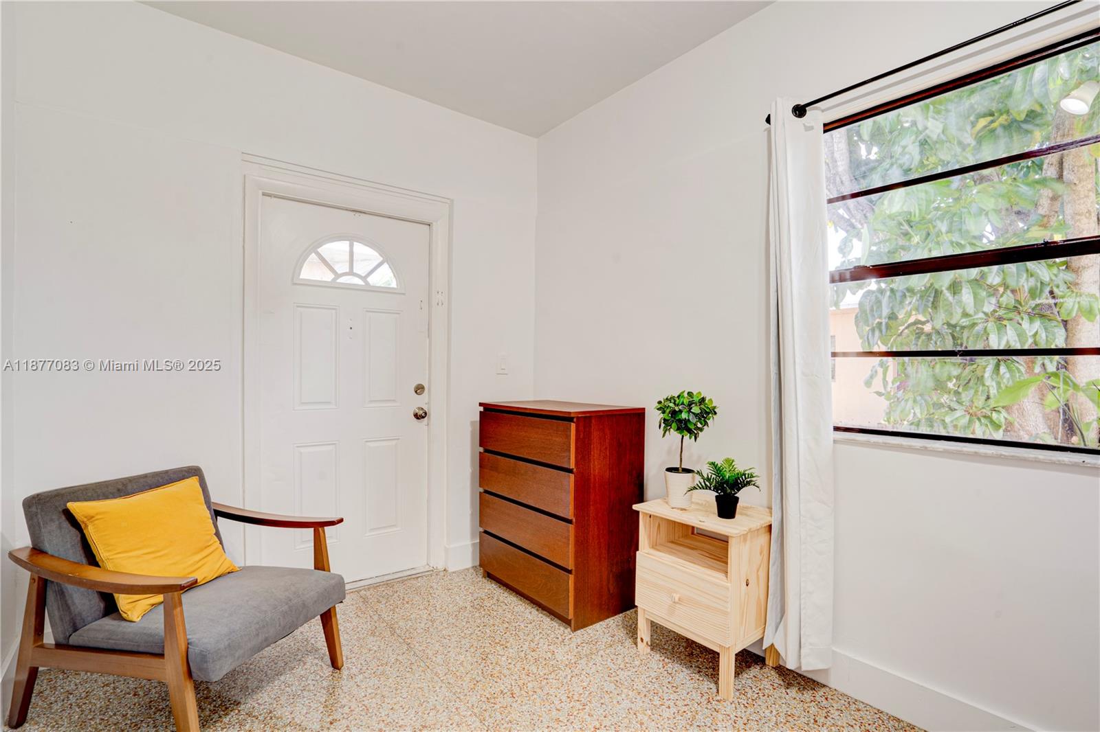   /  1484 sq. ft. $ 2025-09-11 0 Photo
