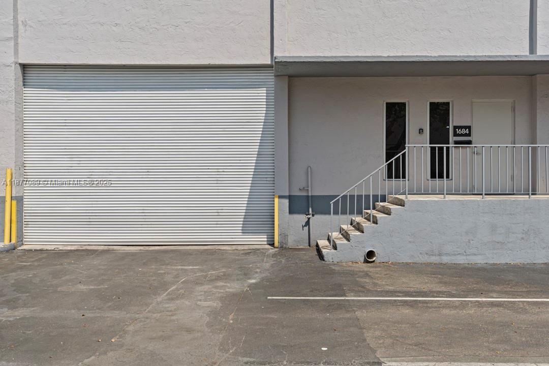 1684  /   sq. ft. $ 2025-09-11 0 foto