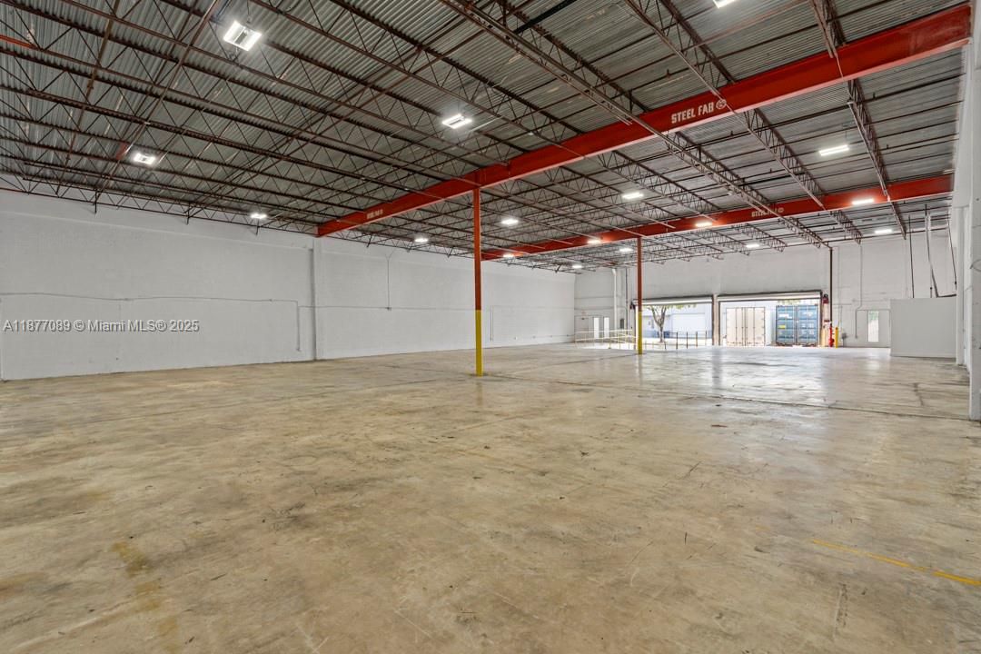 1684  /   sq. ft. $ 2025-09-11 0 foto